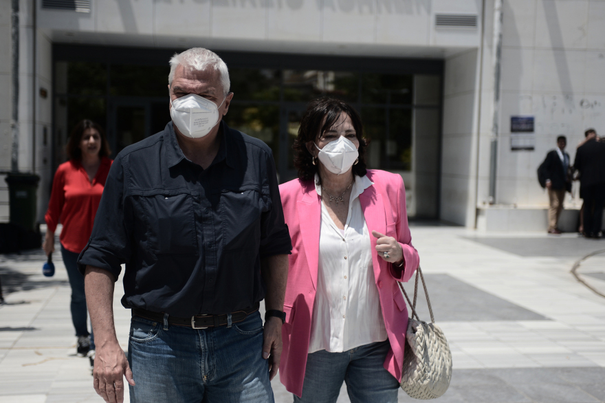 Δίκη Λιγνάδη: Ένοχος για δύο βιασμούς ο σκηνοθέτης - «Όχι» σε ελαφρυντικά από τον Εισαγγελέα