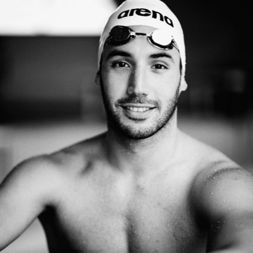 Μύκονος: «Έγδυσαν» Τούρκο πρωταθλητή κολύμβησης - Του άρπαξαν χρυσαφικά, ρούχα και μετρητά, συνολικής αξίας 70.000 ευρώ