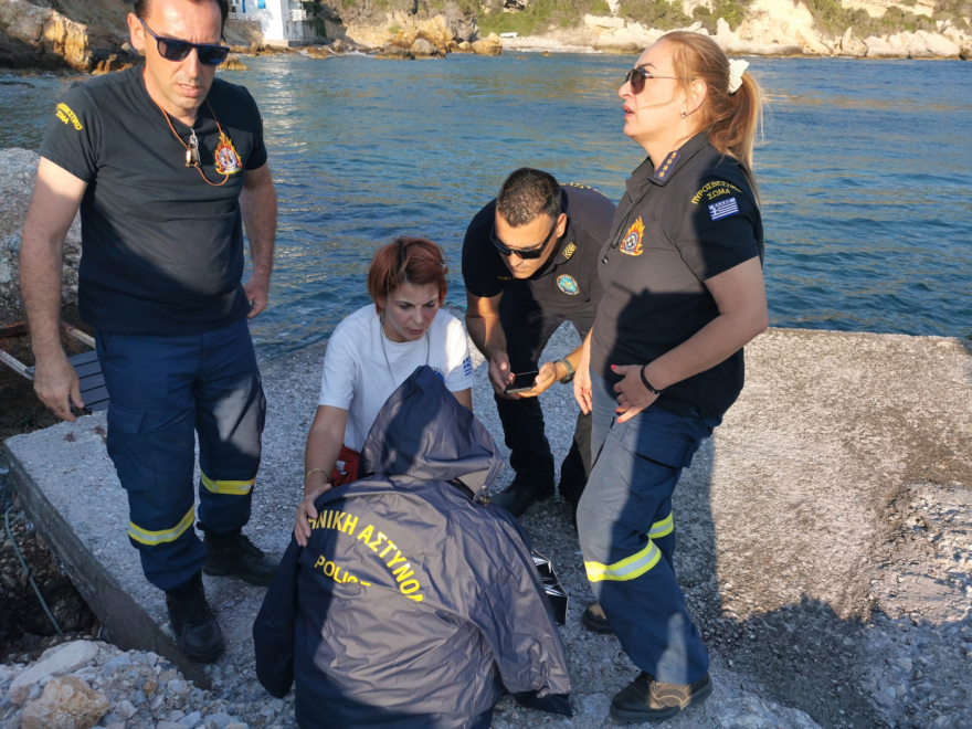 Έρευνα για τα αίτια πτώσης του ελικόπτερου στη Σάμο - Πώς έγινε το δυστύχημα με τους δύο νεκρούς
