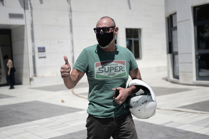 Δίκη Λιγνάδη: Ένοχος για δύο βιασμούς ο σκηνοθέτης - «Όχι» σε ελαφρυντικά από τον Εισαγγελέα