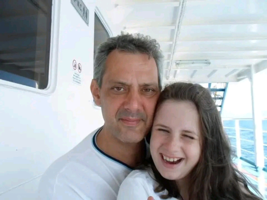 «Σωριάστηκε στο πάτωμα μέσα στο γραφείο»: Οι τελευταίες στιγμές του διευθυντή του ΕΦΚΑ που πέθανε ξαφνικά