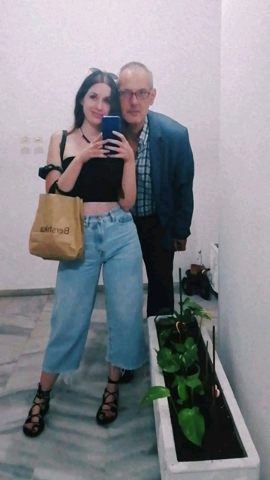 «Σωριάστηκε στο πάτωμα μέσα στο γραφείο»: Οι τελευταίες στιγμές του διευθυντή του ΕΦΚΑ που πέθανε ξαφνικά