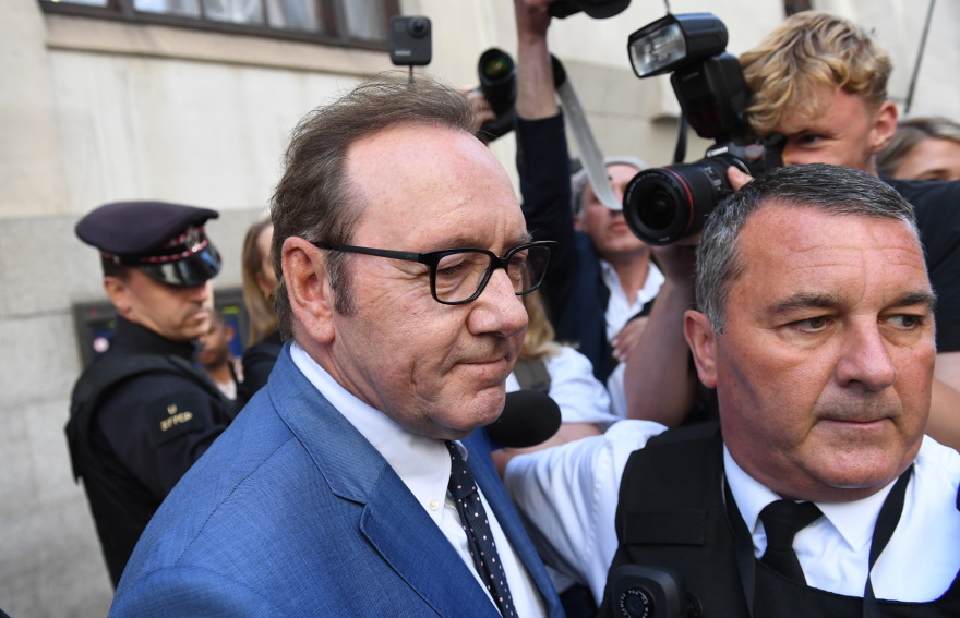 Κέβιν Σπέισι: Επιμένει πως είναι αθώος - Την επόμενη χρονιά ορίστηκε η δίκη του