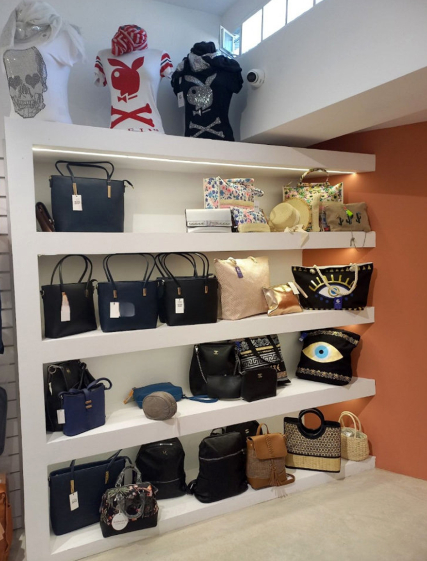 Χιλιάδες μαϊμού προϊόντα κατασχέθηκαν στη Χερσόνησο