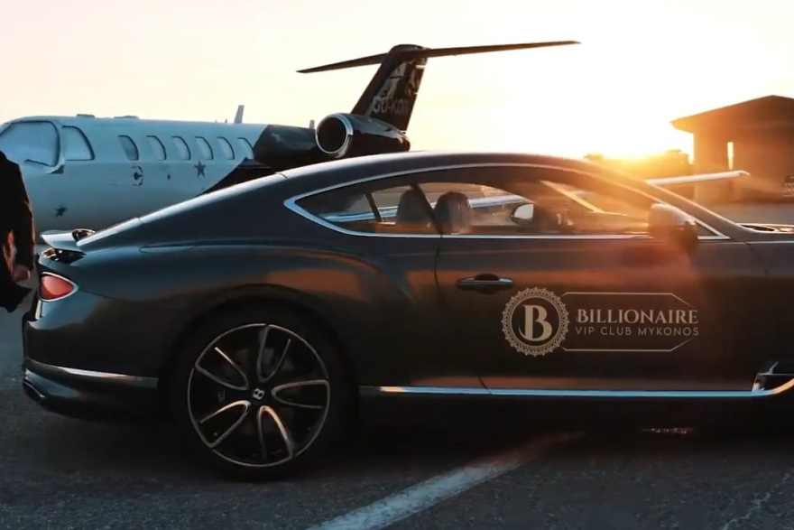 Μύκονος: Ο πόλεμος των Billionaire