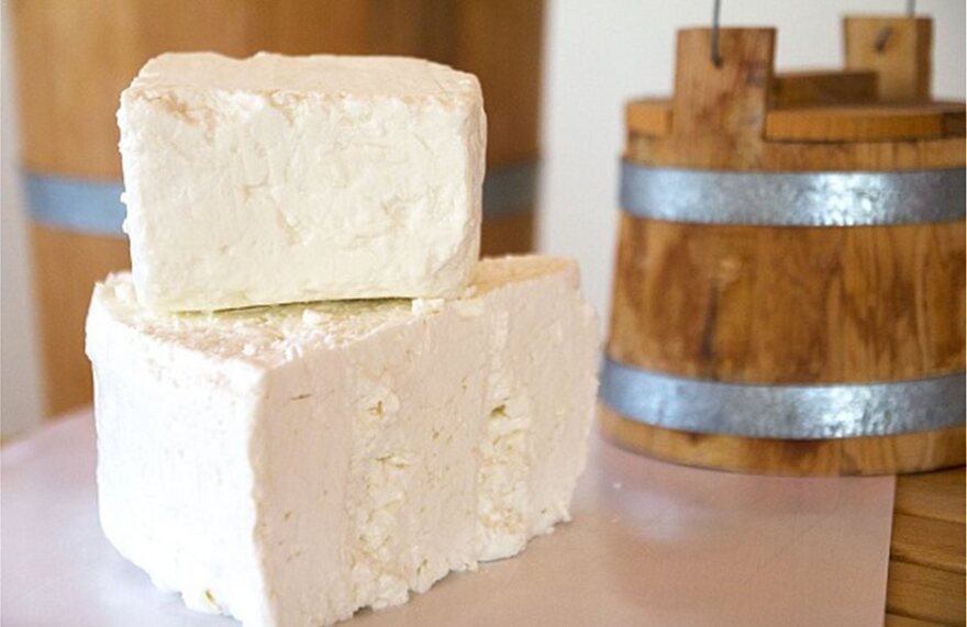  Εμφύλιος ΗΠΑ και ΕΕ και για τα τυριά: Πώς η φέτα έφτασε από τον Πολύφημο στη... Wall Street