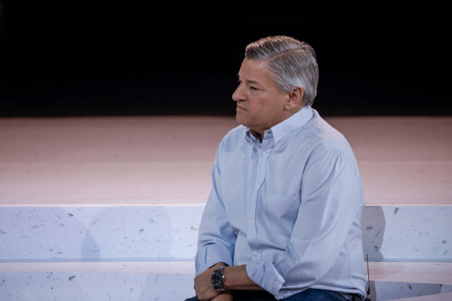 Τεντ Σαράντος: Ποιος είναι ο Ελληνοαμερικανός που άλλαξε για πάντα την τηλεόραση με το Netflix