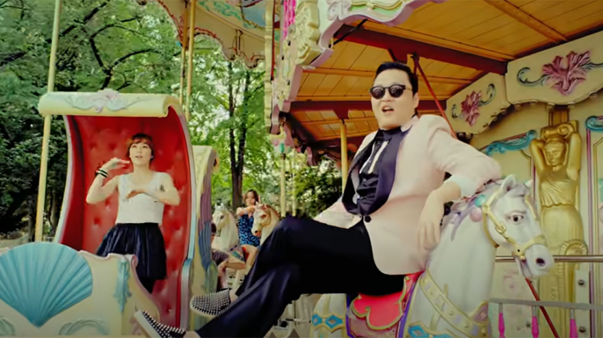 Το πιασάρικο «Gangnam style» κλείνει σήμερα 10 χρόνια κυκλοφορίας – Γιατί ο Psy δεν έκανε ποτέ αντίστοιχη επιτυχία