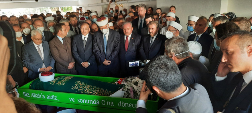 Κηδεύτηκε ο ψευτομουφτής Ξάνθης Αχμέτ Μέτε