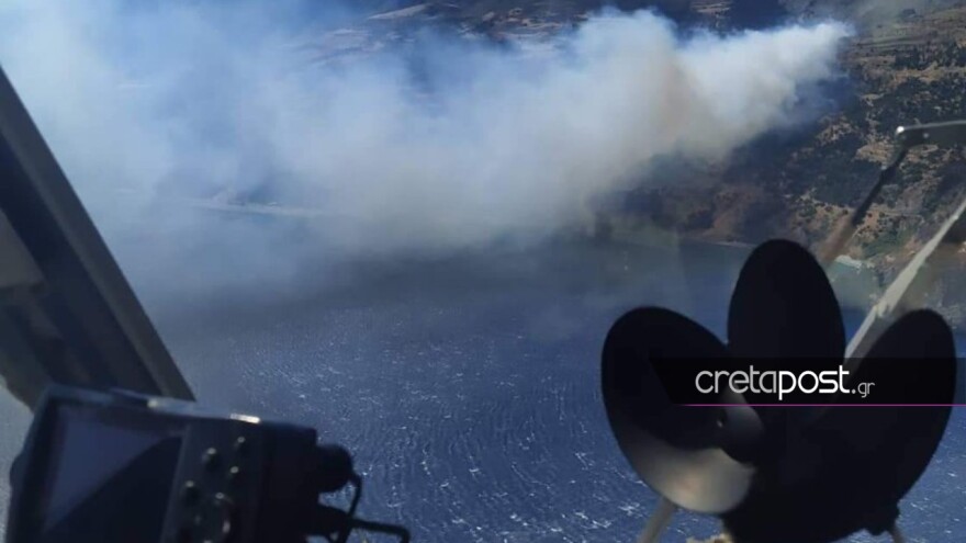 Φωτιά τώρα: Δύσκολη μάχη με τις φλόγες στο Ρέθυμνο - Εστάλη 112 για εκκένωση του χωριού Μέλαμπες στον Άγιο Βασίλειο