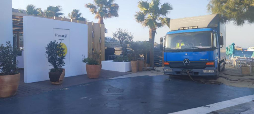 Μύκονος: Ξημέρωσε και ο Βέρτης ακόμη τραγουδούσε - Ο χαμός από τους Ισραηλινούς και οι εισπράξεις των €700.000 