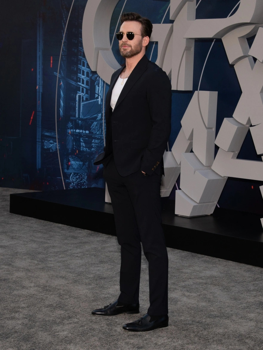 Ο Κρις Έβανς αναζητά την αγάπη: «Είμαι επικεντρωμένος στο να βρω μία σύντροφο»