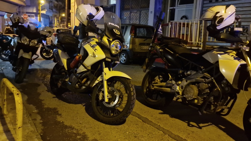 Θεσσαλονίκη: Άγρια «βεντέτα» μεταξύ οικογενειών Ρομά με ρόπαλα για τον έρωτα 18χρονης με 19χρονο