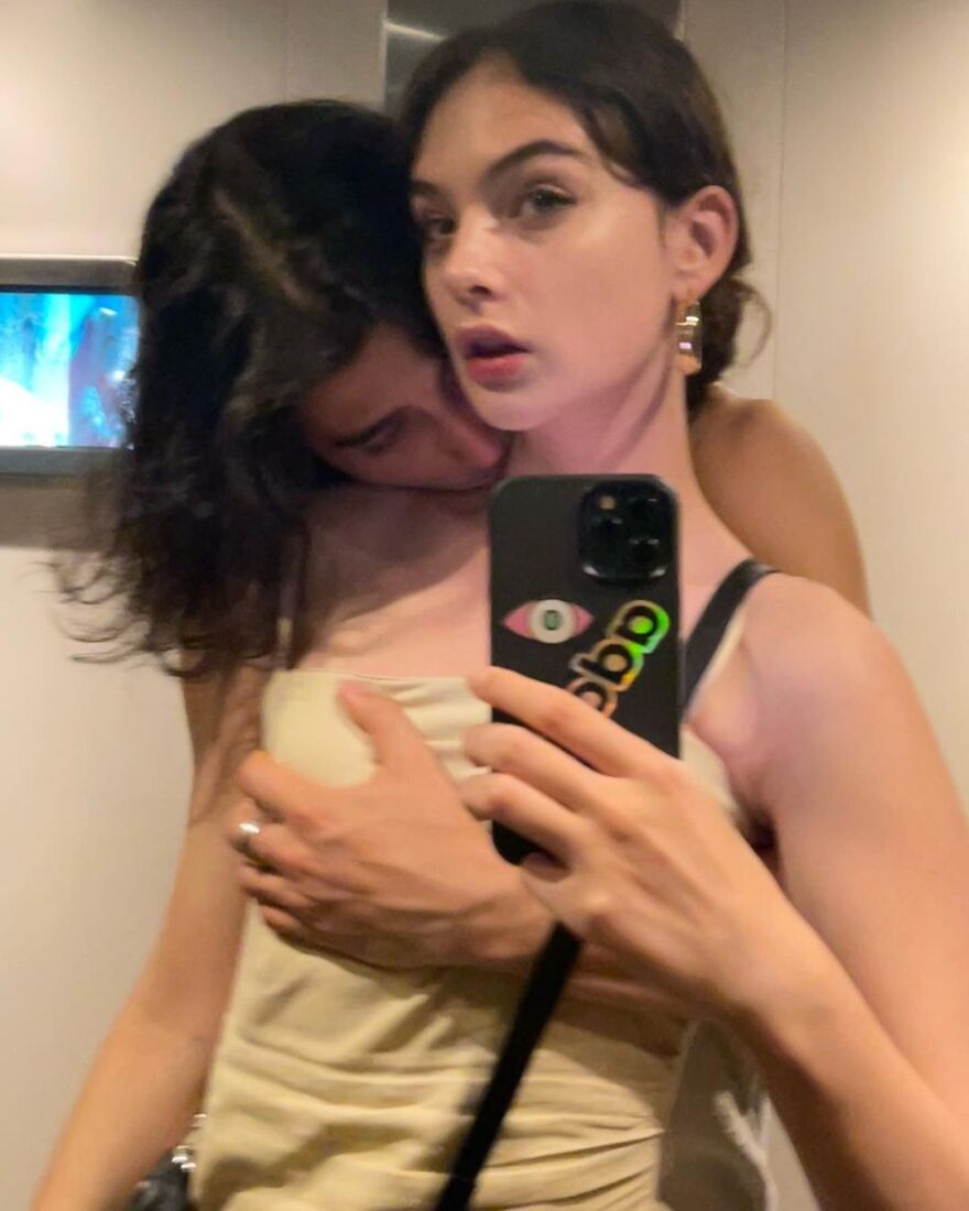 Μόνικα Μπελούτσι και Ντεβά Κασέλ: Απολαμβάνουν τις διακοπές τους στην Πάρο 