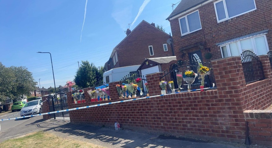 Βρετανία:  Μητέρα 2 παιδιών κατασπαράχθηκε από τον σκύλο της - Τι λέει η οικογένεια