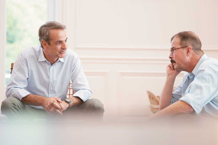 Συνέντευξη Κρίστοφερ Κινγκ: Από την Βιρτζίνια στην Κόνιτσα με «οδηγό» τα κλαρίνα