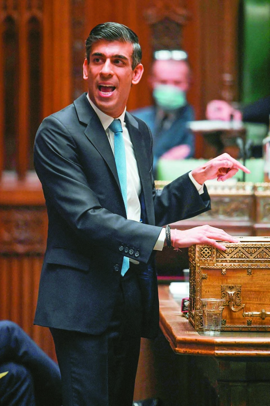 Βρετανία: Ο γιος Ινδών μεταναστών και η γυναίκα που μπέρδεψε τον Δένδια με τον... Βέρτη διεκδικούν την ηγεσία της χώρας