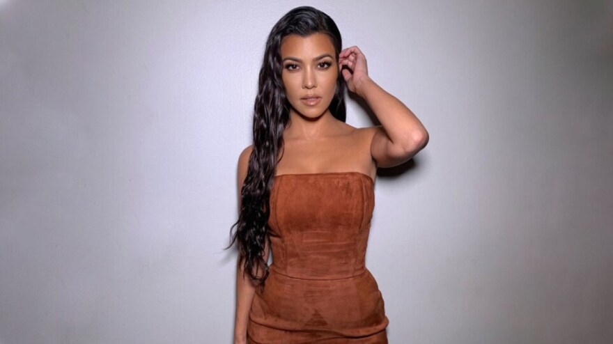 Οι Καρντάσιανς βάζουν... νυστέρι στις πλαστικές τους και μιλούν ανοιχτά για τις επεμβάσεις που έχουν κάνει