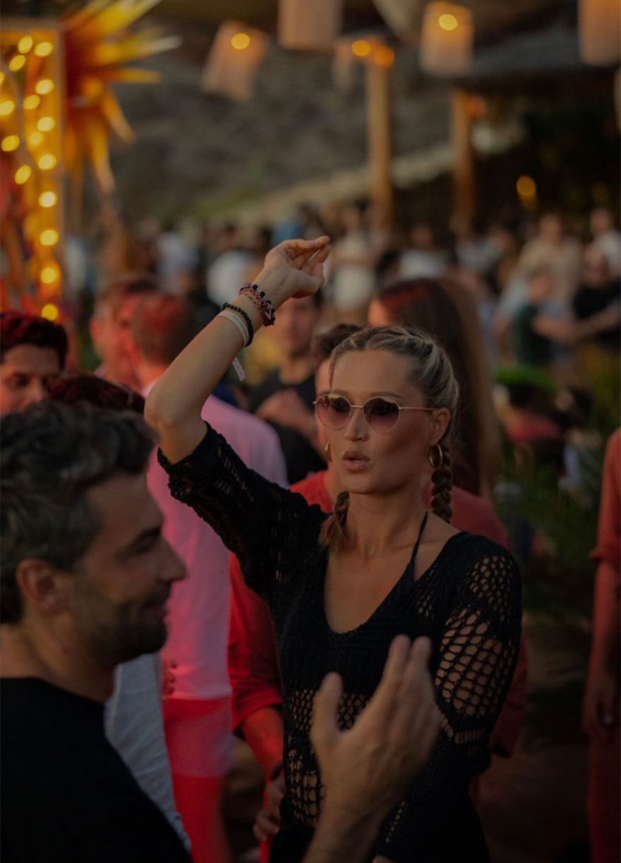 Μύκονος: Ο πλωτός «Δίας» του Έλον Μασκ και οι «τρελές» εισπράξεις του Scorpios