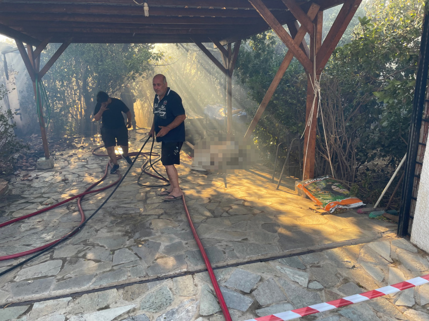 Φωτιά στην Πεντέλη: Αυτοκτόνησε ηλικιωμένος στην Ανθούσα όταν είδε τις φλόγες να πλησιάζουν στο σπίτι του