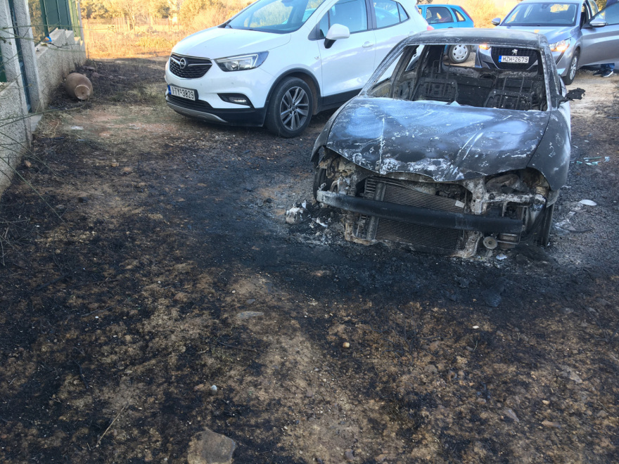 Φωτιά στην Πεντέλη: Μετρούν τις πληγές τους οι κάτοικοι Παλλήνης, Πεντέλης, Ανθούσας και Διώνης