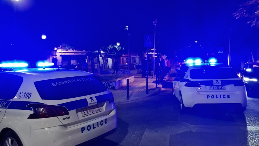 Άγρια συμπλοκή μεταξύ Ρομά και Αλβανών στη Θεσσαλονίκη - Δείτε βίντεο και φωτογραφίες