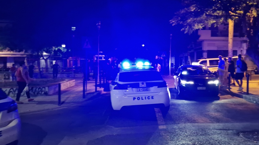 Άγρια συμπλοκή μεταξύ Ρομά και Αλβανών στη Θεσσαλονίκη - Δείτε βίντεο και φωτογραφίες