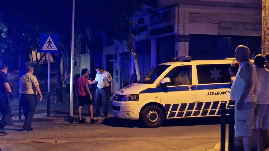 Άγρια συμπλοκή μεταξύ Ρομά και Αλβανών στη Θεσσαλονίκη - Δείτε βίντεο και φωτογραφίες