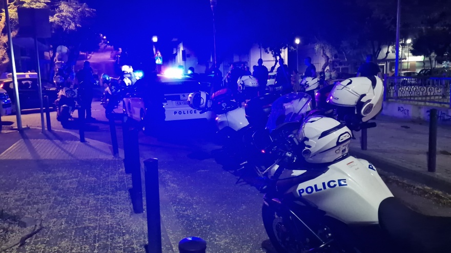 Άγρια συμπλοκή μεταξύ Ρομά και Αλβανών στη Θεσσαλονίκη - Δείτε βίντεο και φωτογραφίες