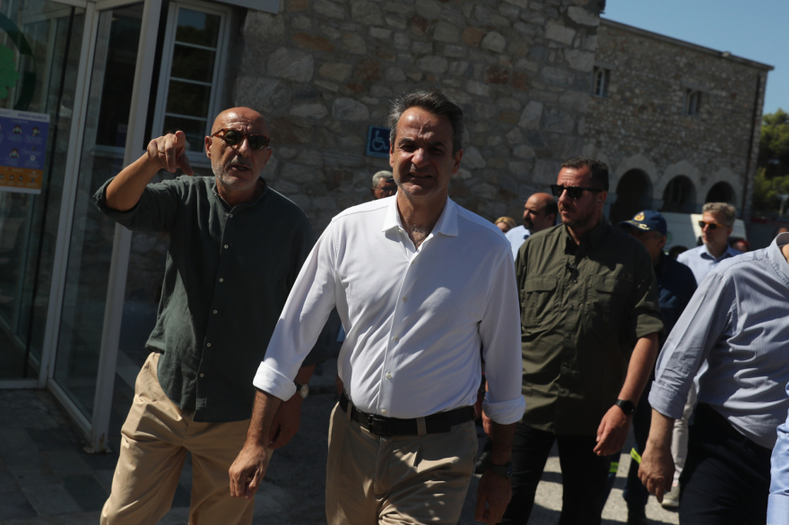 Κυριάκος Μητσοτάκης: Αυτοψία στις πληγείσες περιοχές της Πεντέλης