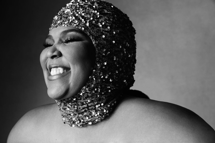 Η εμφάνιση της Lizzo ως άλλη Κιμ Καρντάσιαν - Φωτογραφίες
