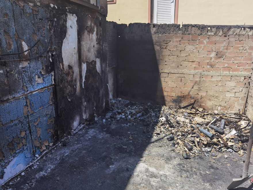 Φωτιά στην Πεντέλη: «Μας έσωσε την τελευταία στιγμή μια υδροφόρα»