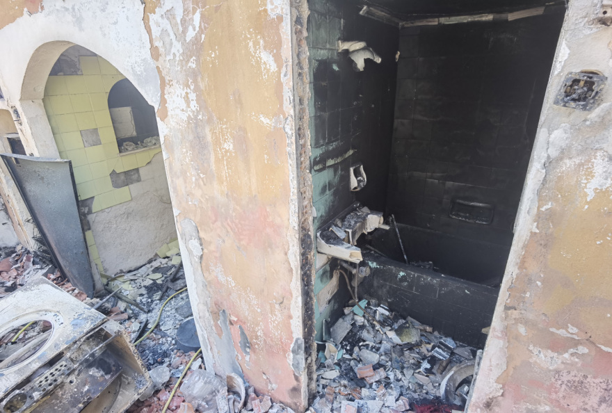 Φωτιά στην Πεντέλη: «Μας έσωσε την τελευταία στιγμή μια υδροφόρα»