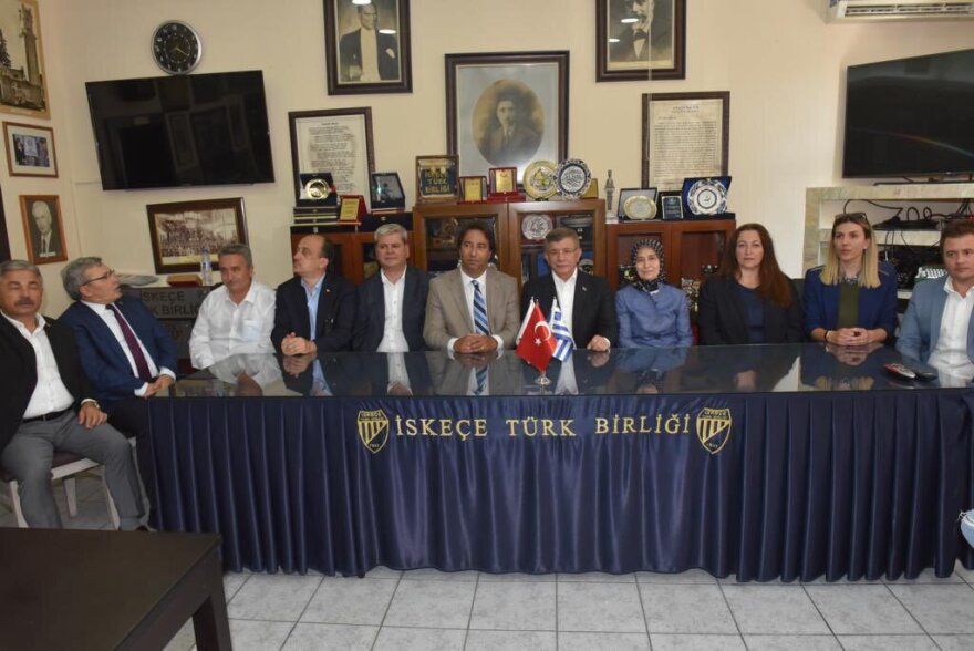 Τουρκία: Είδε «απογόνους του Πορθητή» σε Ξάνθη και Κομοτηνή ο Νταβούτογλου