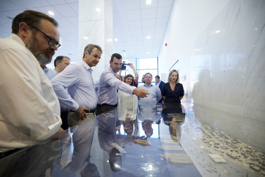 Ο Μητσοτάκης επισκέφθηκε τα έργα του νέου λιμένα Ηγουμενίτσας