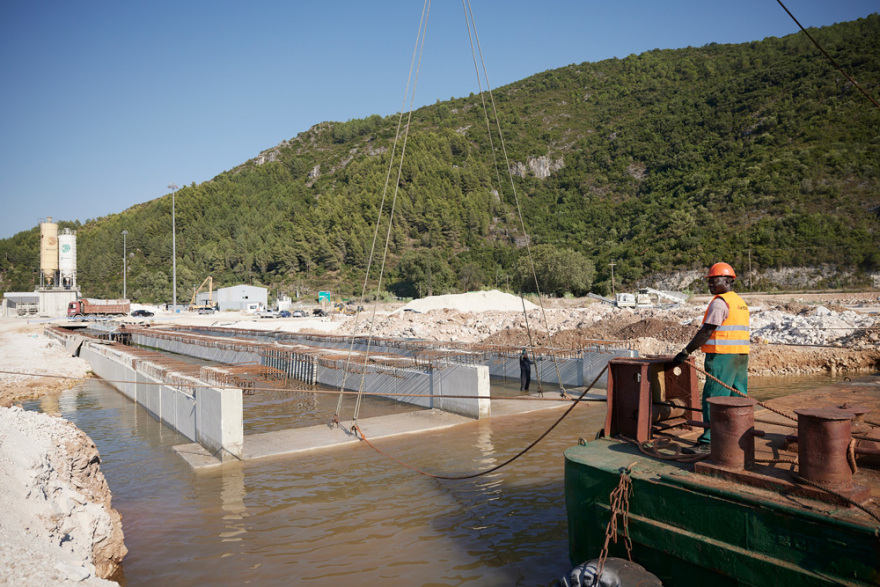 Ο Μητσοτάκης επισκέφθηκε τα έργα του νέου λιμένα Ηγουμενίτσας