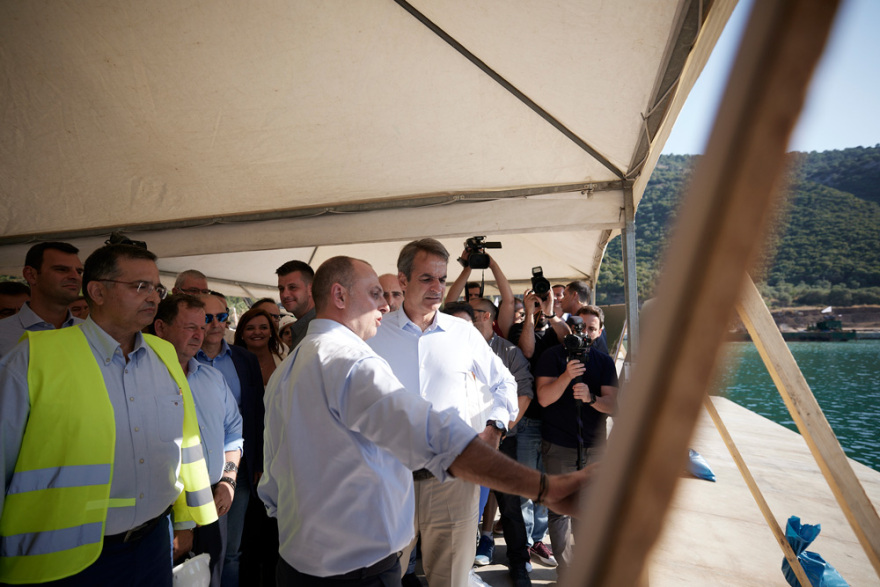 Ο Μητσοτάκης επισκέφθηκε τα έργα του νέου λιμένα Ηγουμενίτσας