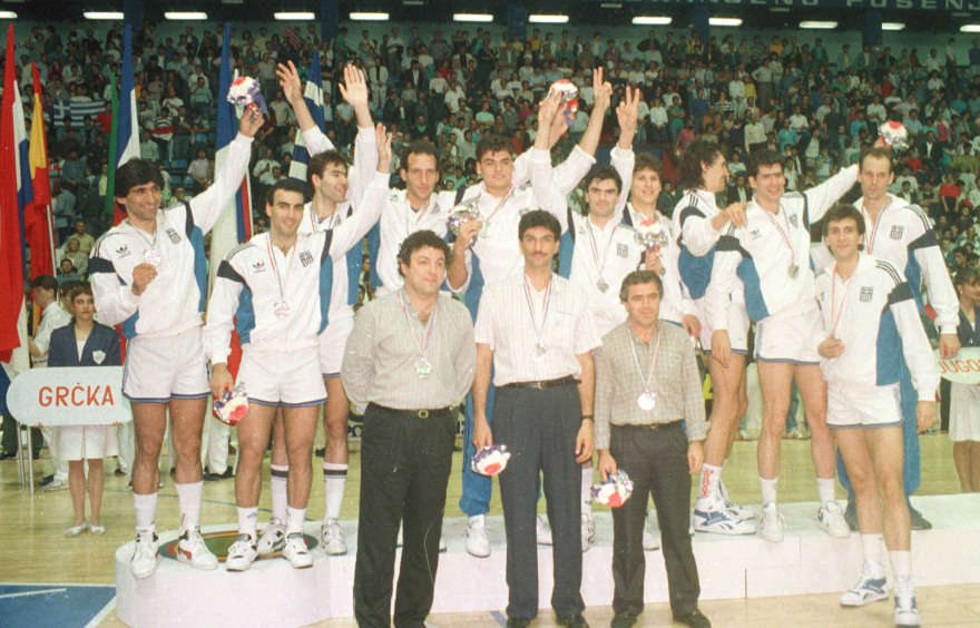 Νίκος Γκάλης: Έκλεισε τα 66 και η FIBA του ευχήθηκε με τις καλύτερες στιγμές του από το Eurobasket 1987 - Δείτε βίντεο 