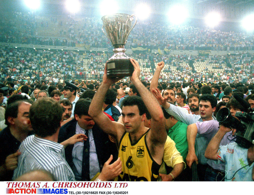 Νίκος Γκάλης: Έκλεισε τα 66 και η FIBA του ευχήθηκε με τις καλύτερες στιγμές του από το Eurobasket 1987 - Δείτε βίντεο 