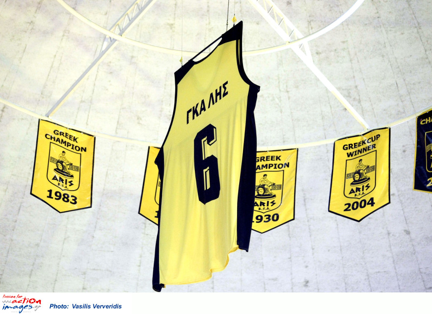 Νίκος Γκάλης: Έκλεισε τα 66 και η FIBA του ευχήθηκε με τις καλύτερες στιγμές του από το Eurobasket 1987 - Δείτε βίντεο 