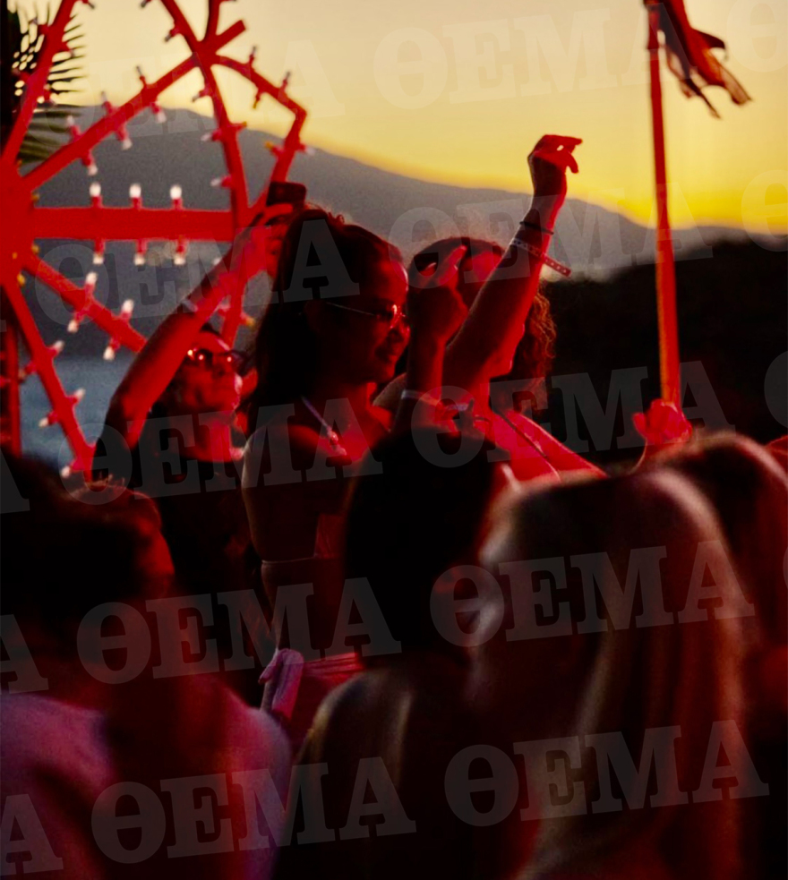 Μύκονος: Το «Billionaire» για λίγους, η Lamborghini με τις σαμπάνιες και το πάρτι με τα 2.000 άτομα στη Φτελιά