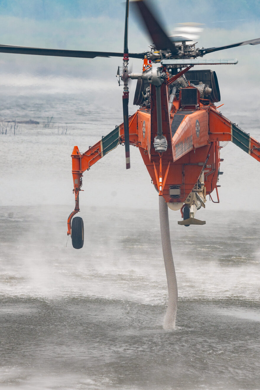 Φωτιά στη Δαδιά: Νέες αντιπυρικές ζώνες στο νοτιοδυτικό τμήμα του Εθνικού Πάρκου