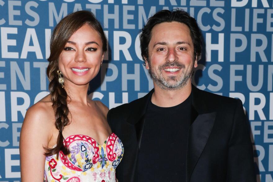 Νικόλ Σάναχαν: Ποια είναι η γυναίκα που κατέστρεψε τη φιλία του Έλον Μασκ με τον συνιδρυτή της Google