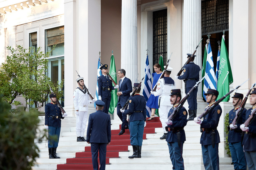 Πρίγκιπας Σαλμάν: Μπορούμε να παρέχουμε στην Ελλάδα φθηνότερη ενέργεια