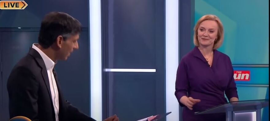 «Oh my God!» - Διακόπηκε το ντιμπέιτ Σουνάκ-Τρας, κατέρρευσε η δημοσιογράφος 