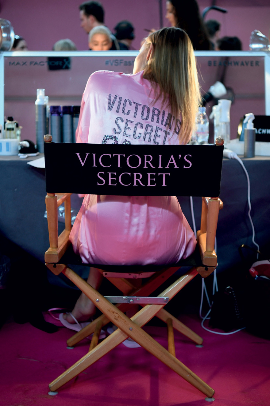 Άγγελοι και δαίμονες - Οι σκοτεινές μπίζνες πίσω από τη λάμψη της Victoria’s Secret