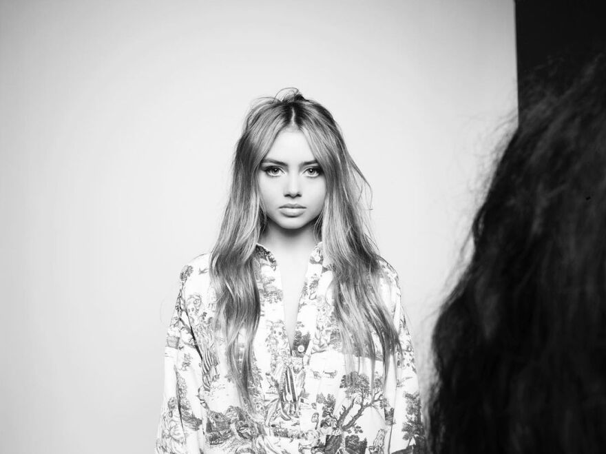 Λένι Κλουμ: Η κόρη της Χάιντι Κλουμ βαδίζει στα χνάρια της μητέρας της