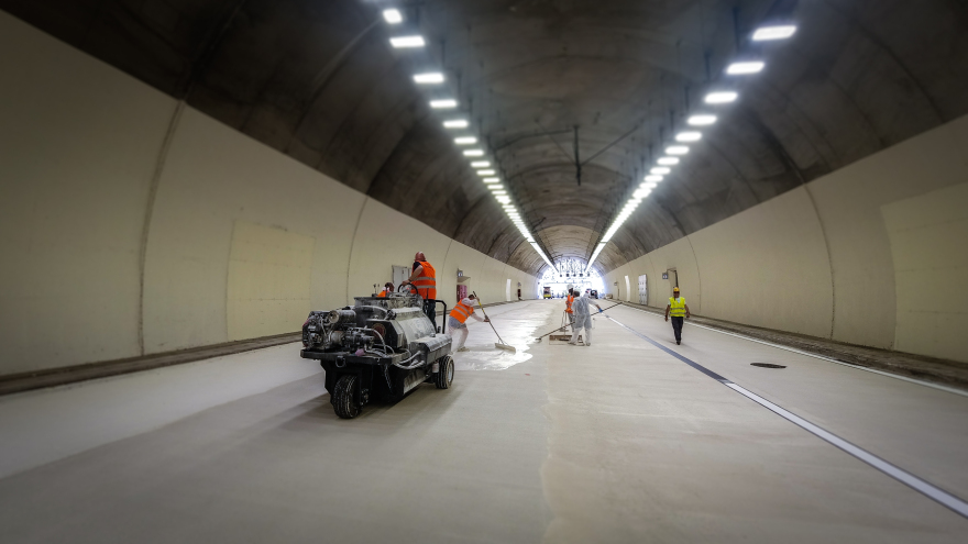 Η «άσπρη σήραγγα» είναι μια νέα οδηγική εμπειρία