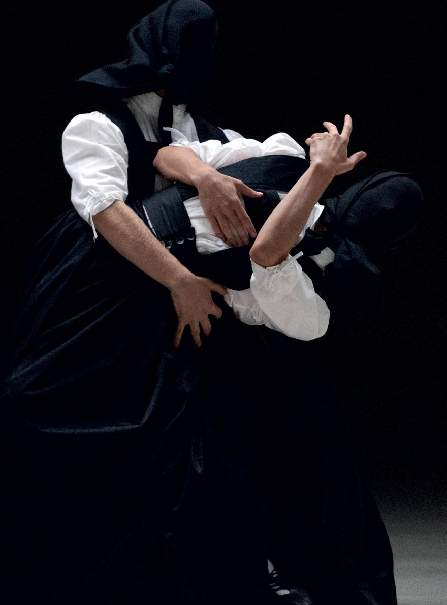 Λίντα Καπετανέα: «Ο χορός  είναι ζωή»