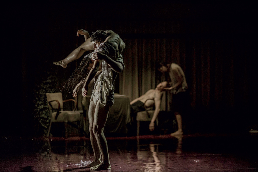 Λίντα Καπετανέα: «Ο χορός  είναι ζωή»